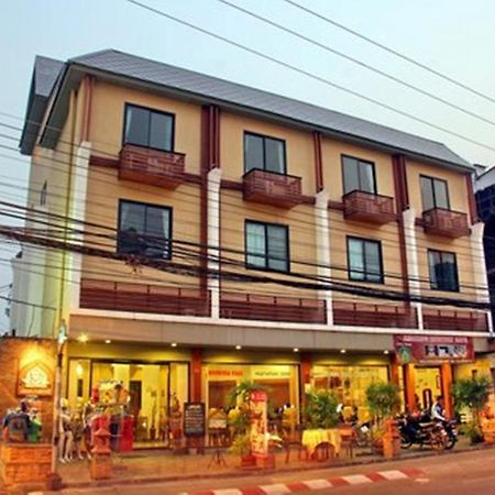 Lanna House Hotel เชียงใหม่ ภายนอก รูปภาพ