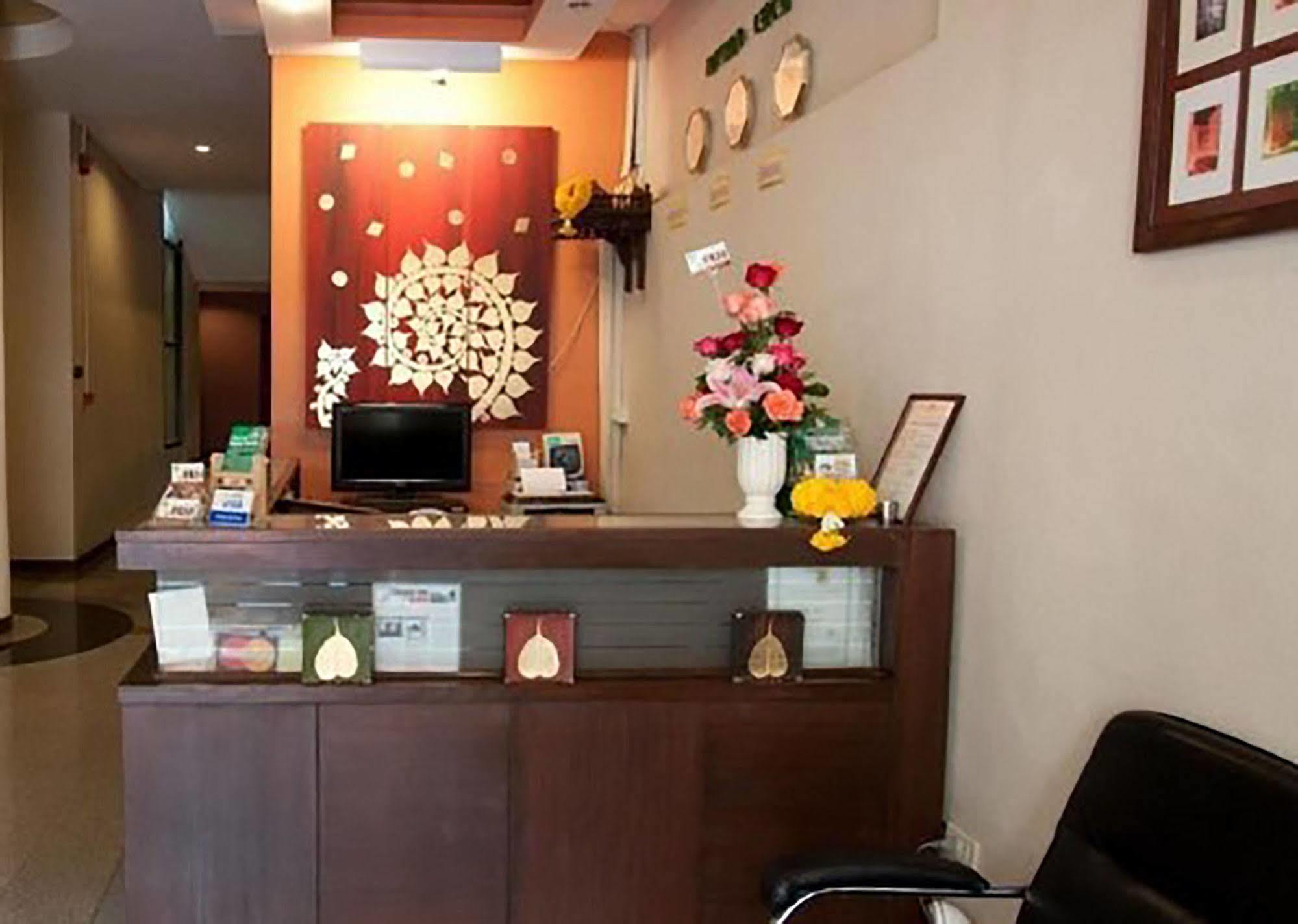 Lanna House Hotel เชียงใหม่ ภายนอก รูปภาพ